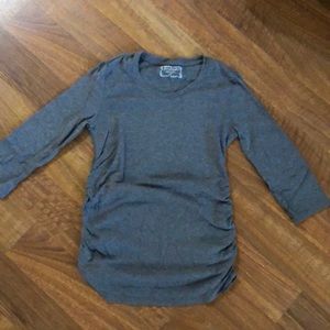 Grey maternity 3/4 sleeve top